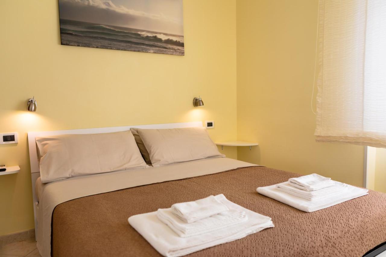 Double Room,1141043617:JPEG