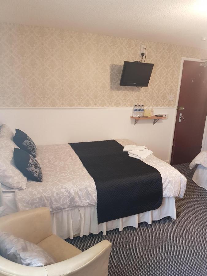 Triple Room with Shower