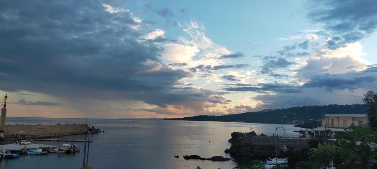 Deluxe Triple Room Sea View