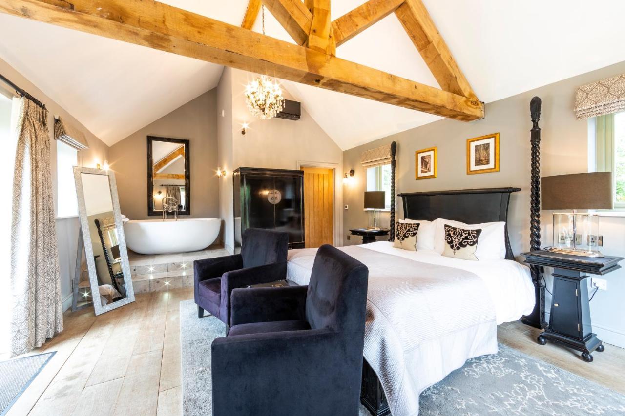 Triple Room with Bath