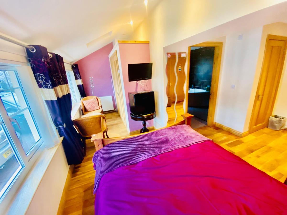 Deluxe King Suite,1179099928:JPEG