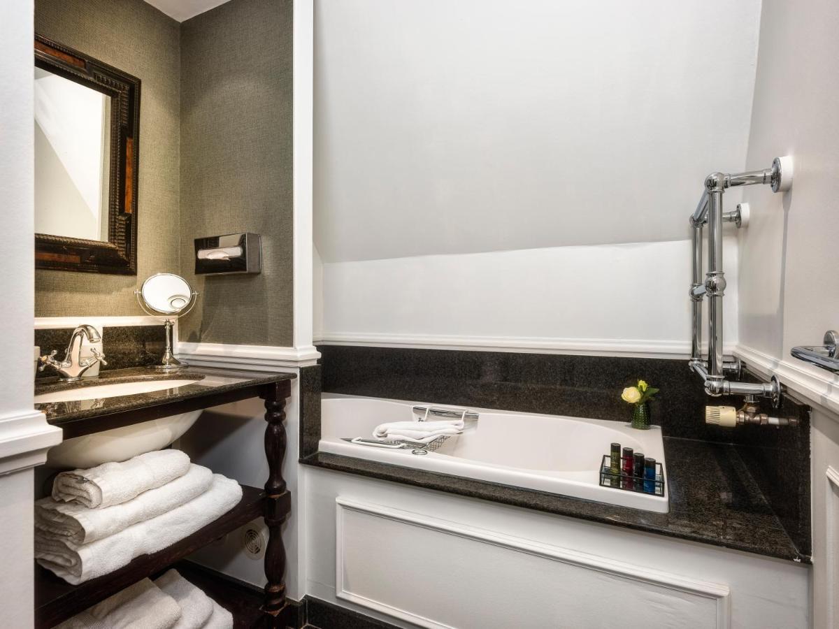 Junior Suite,1179155137:JPEG