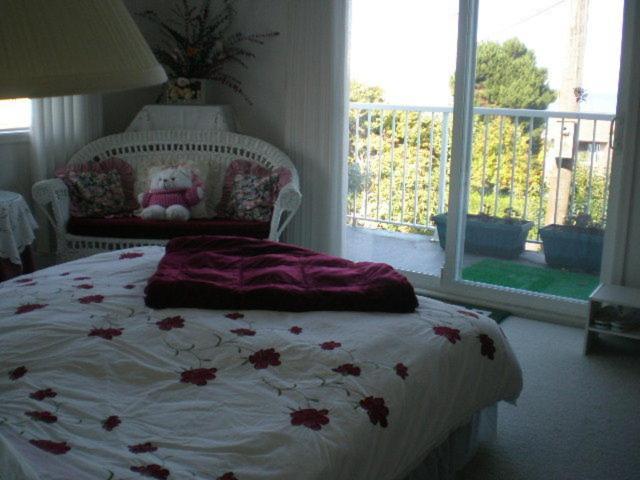 Queen Room with Sea View