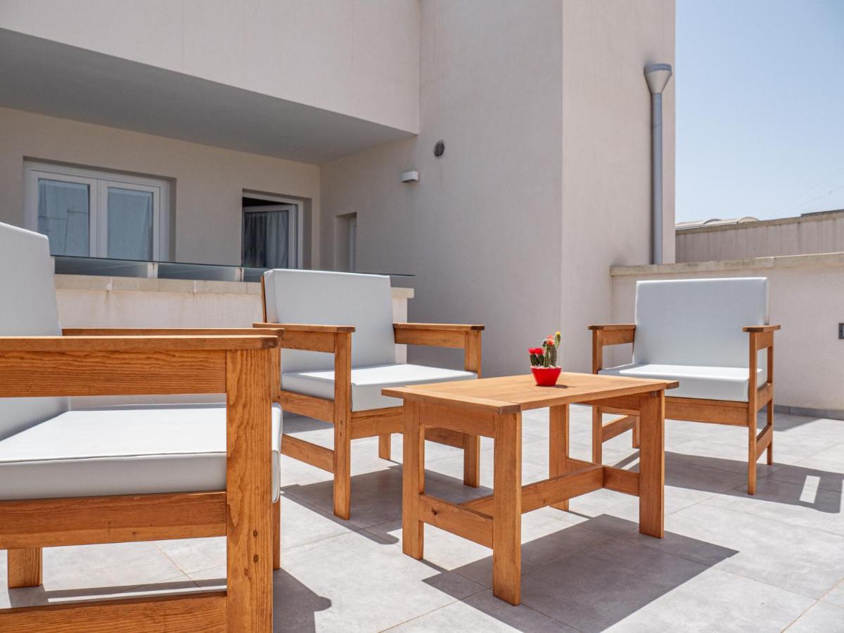 Triple Room Terrace