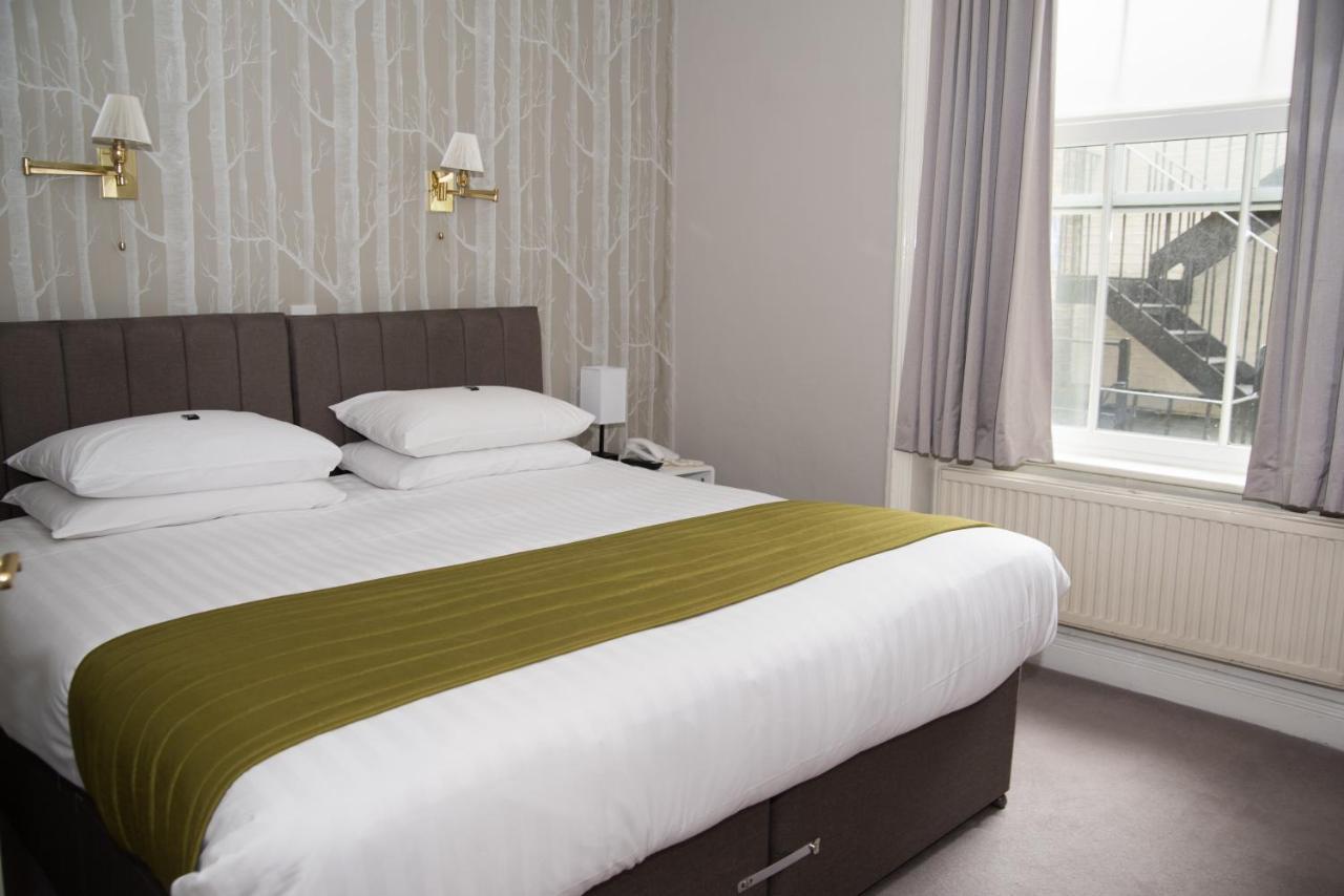 Double Room Private Bathroom