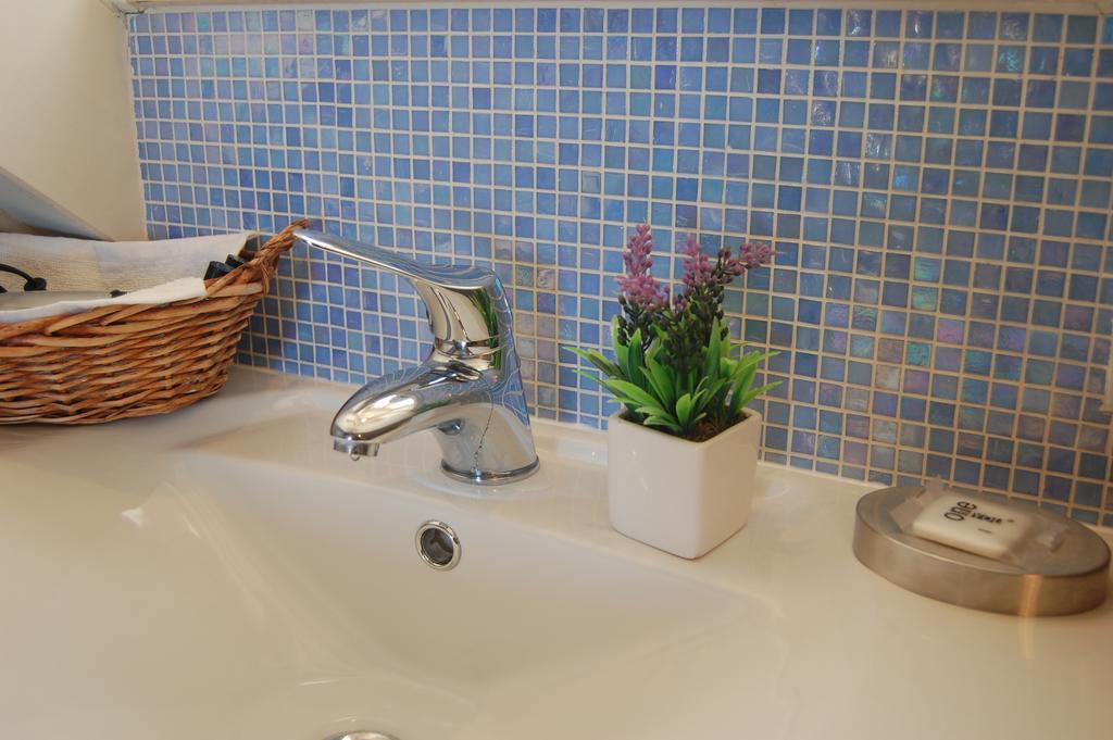 Double Room with Balcony and Sea View