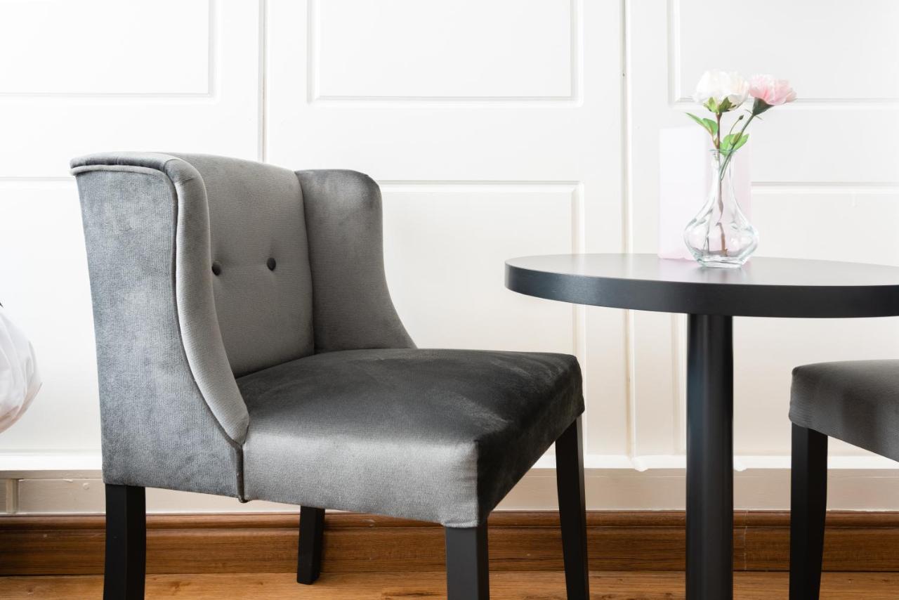 Budget Double Room,1200264079:JPEG