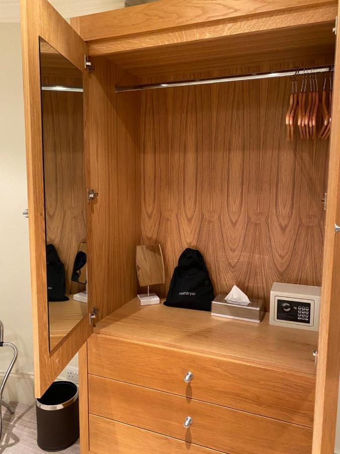 Double Room Private Bathroom,1499854960:JPEG