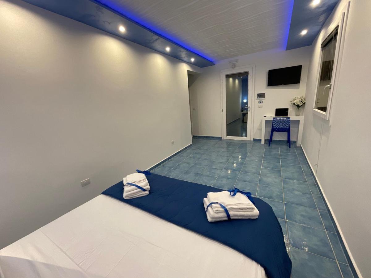 Luxury Quadruple Room,1202462845:JPEG