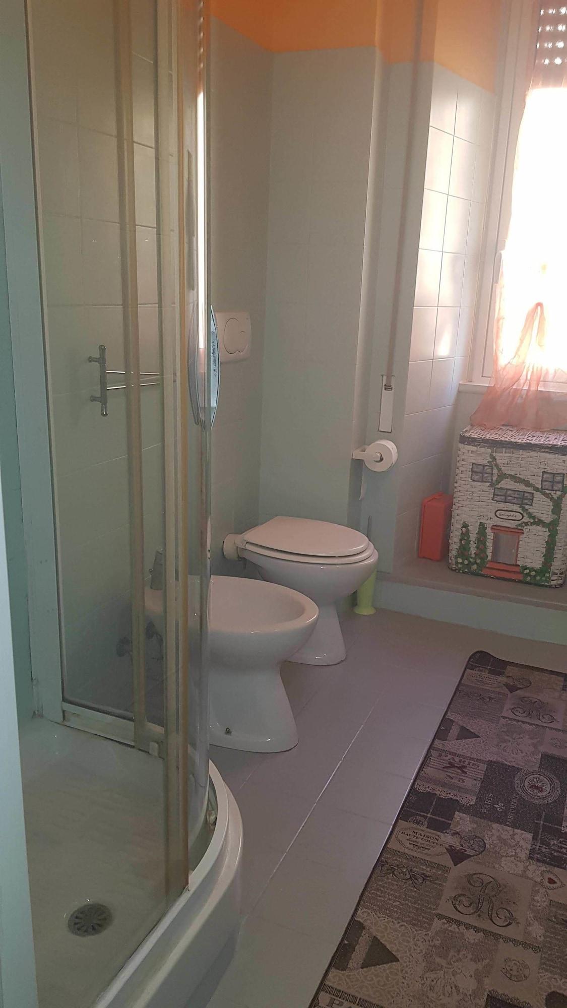 Camera Singola con Bagno in Comune