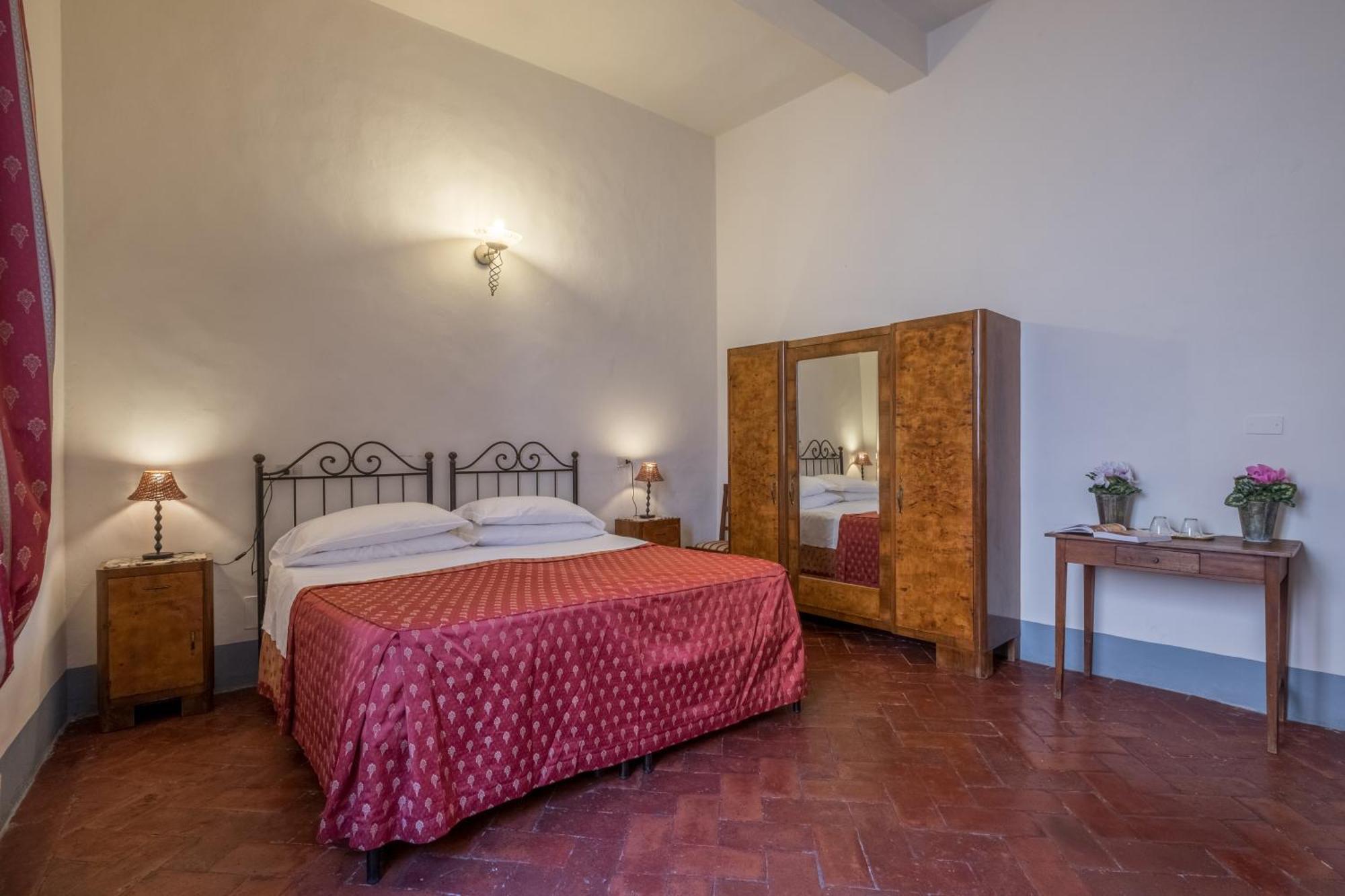 Double Room with Private External Bathroom,1215935761:JPEG