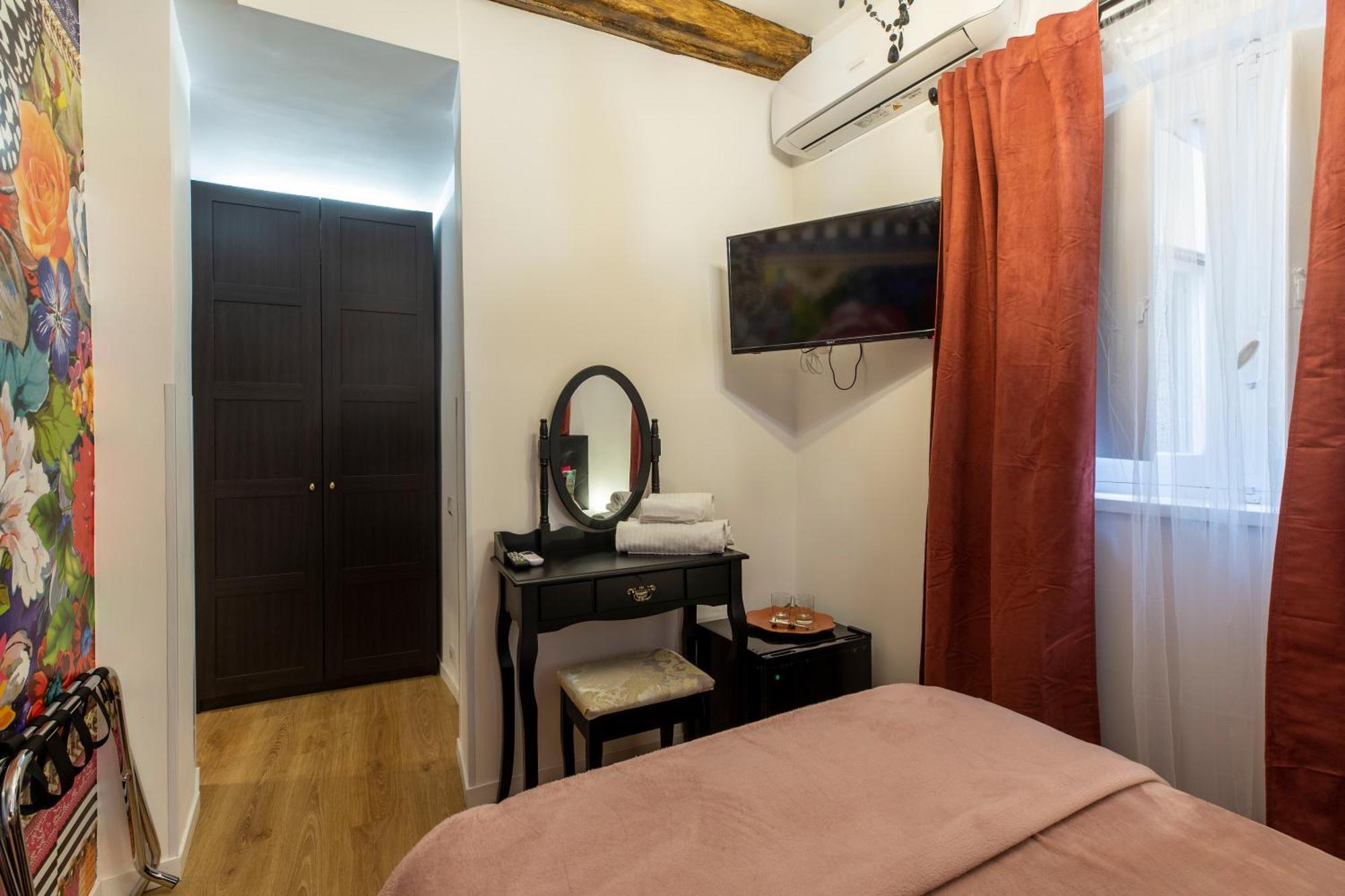 Small Double Room