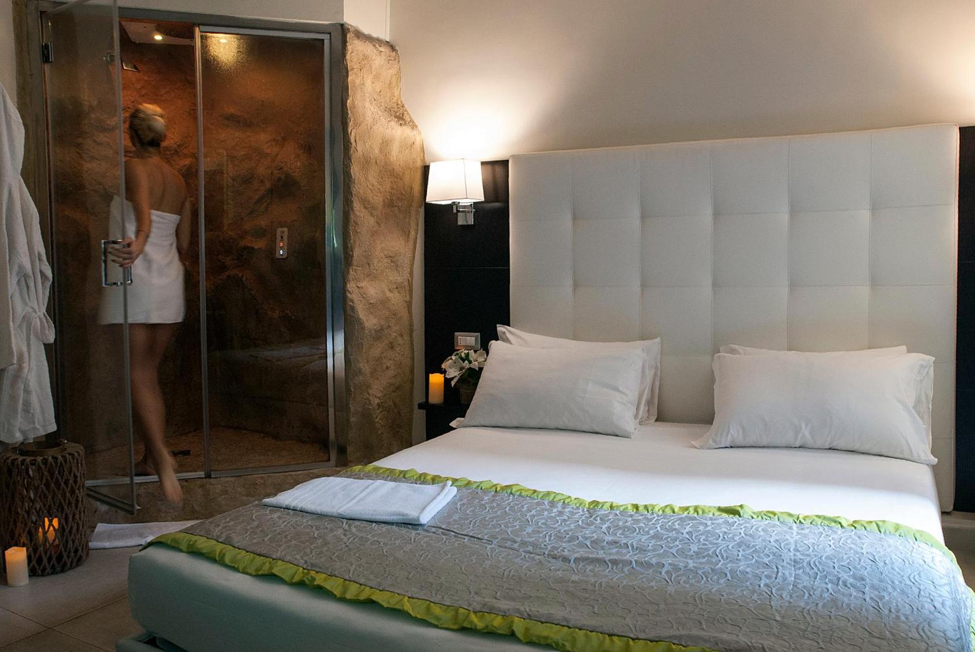 Superior Double or Twin Room Sauna Access