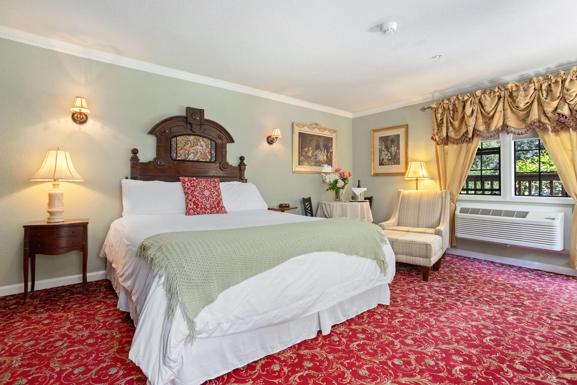 King Room with Spa Bath