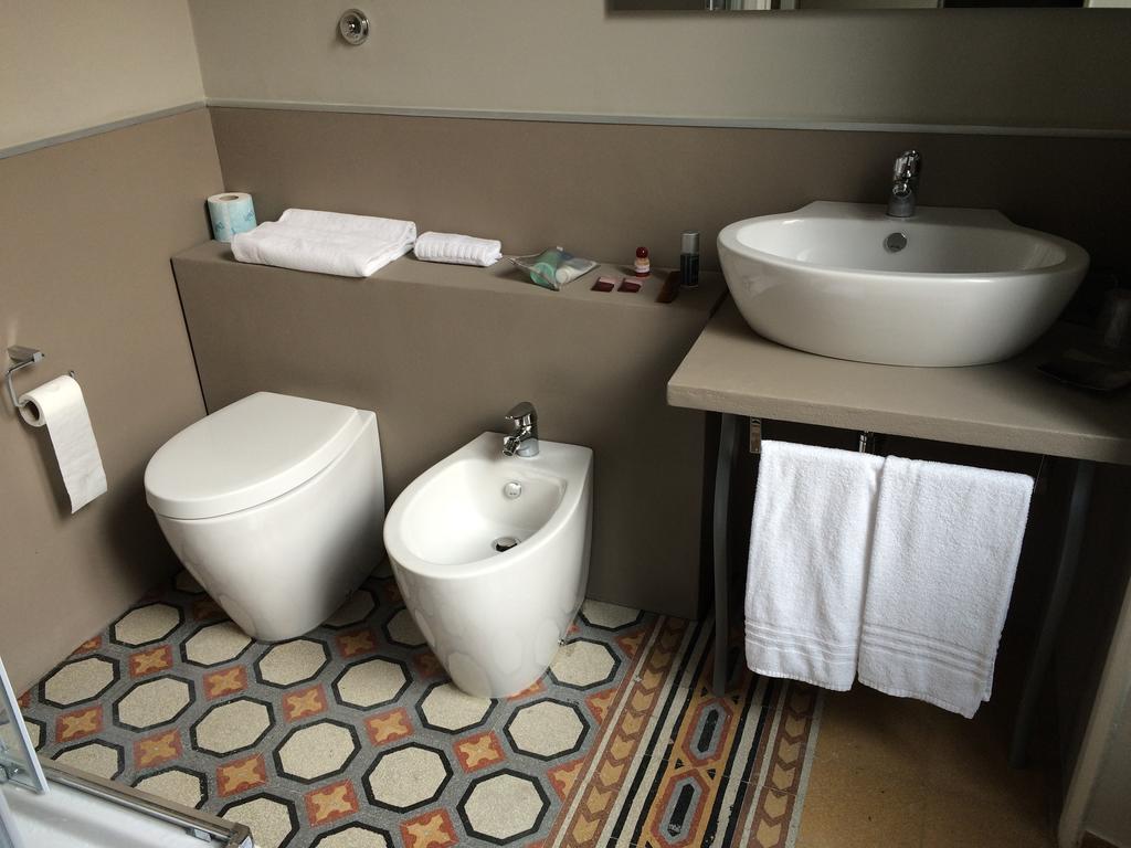 Suite with Balcony,630096114:JPEG