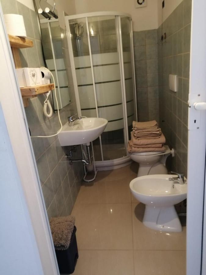 Basic Triple Room