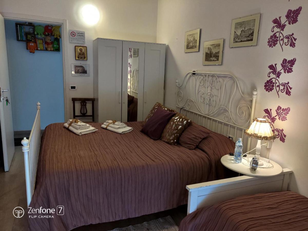 Deluxe Double Room Private Bathroom
