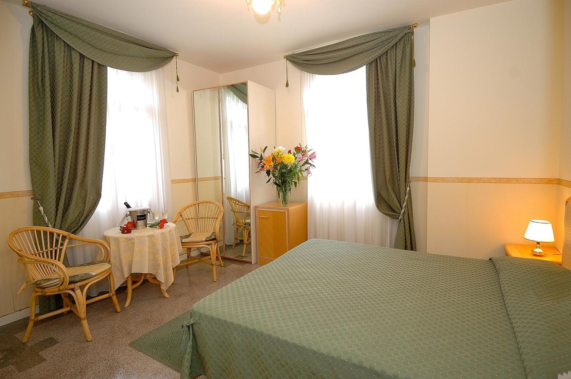 Classic Double or Twin Room