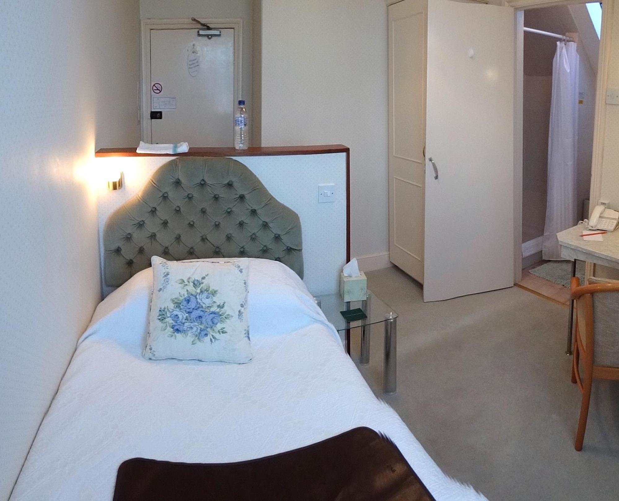 Single Room,50651650:JPEG