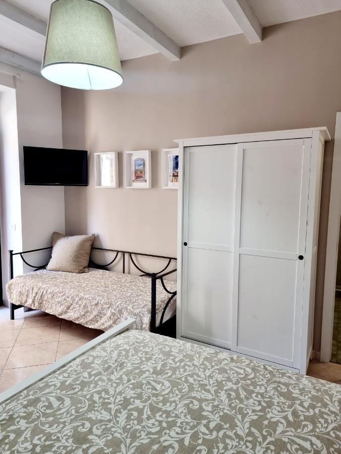 Triple Room Private Bathroom