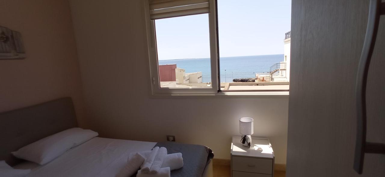 Camera Matrimoniale con Vista Mare