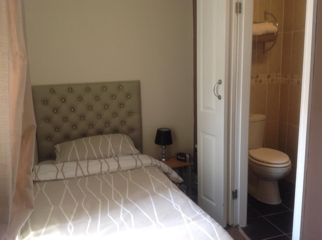 Single Room with Shower