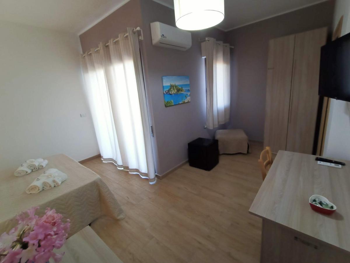 Deluxe Double or Twin Room Garden View