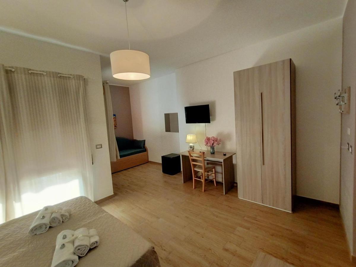 Deluxe Double or Twin Room Garden View