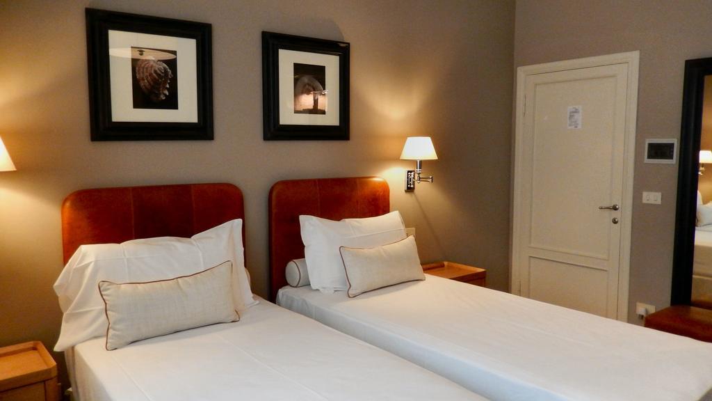 Deluxe Room,699273270:JPEG