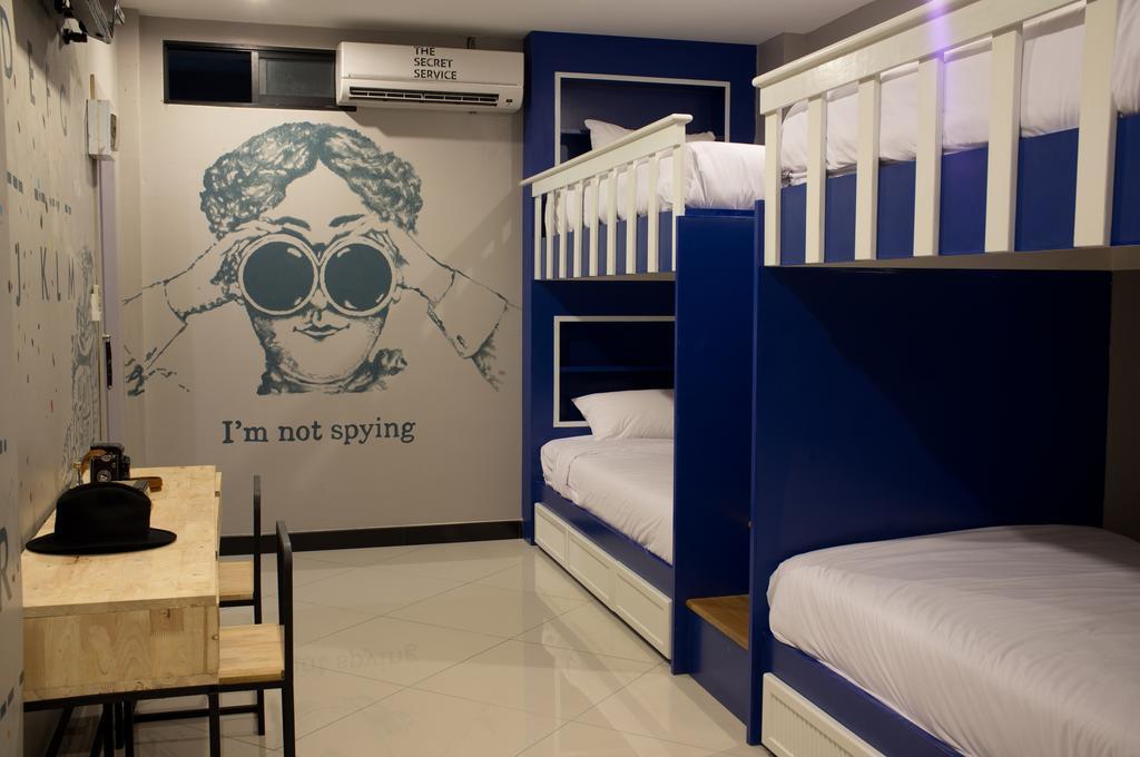 Quadruple Room with Private Bathroom