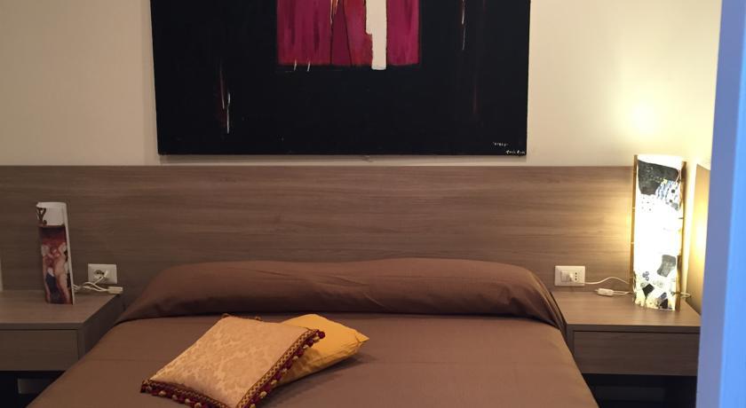 Double Room with Private Bathroom,156784461:JPEG