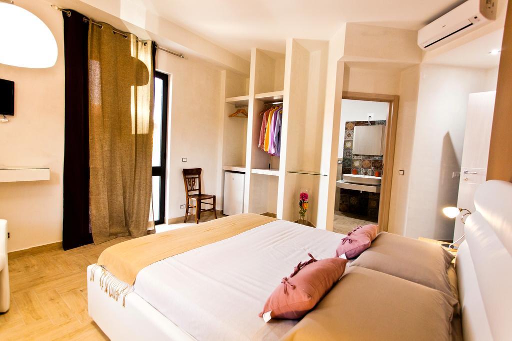 Deluxe Double Room Balcony