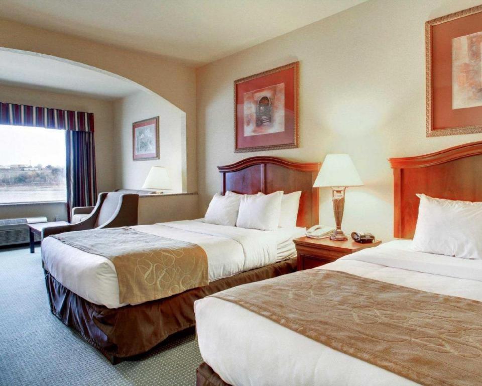 King Room,1669846726:JPEG