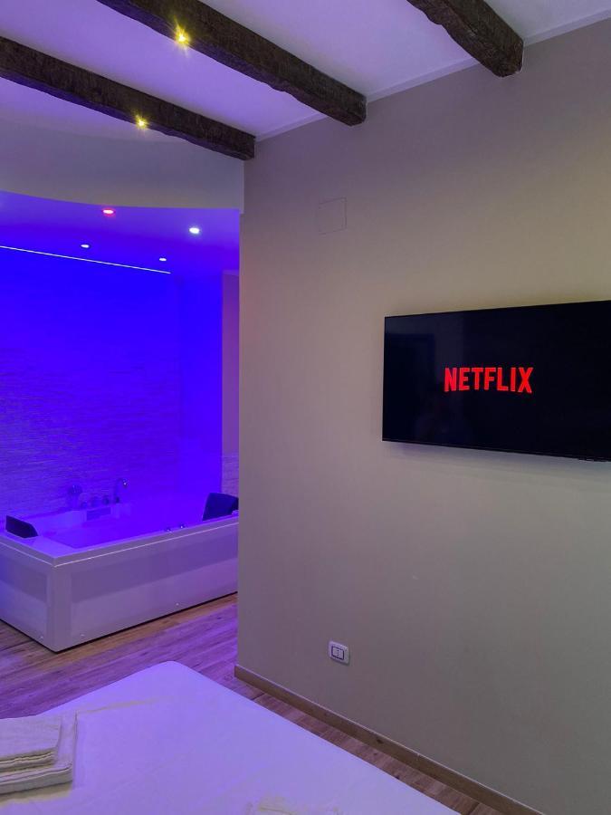 Queen Room Spa Bath