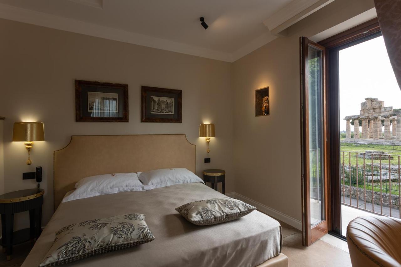 Deluxe Quadruple Room,1290244603:JPEG