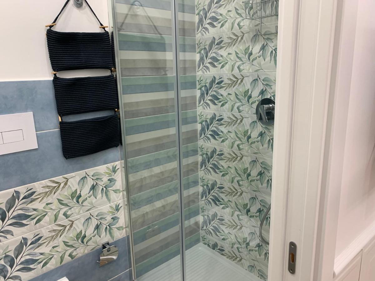 Double or Twin Room Private Bathroom