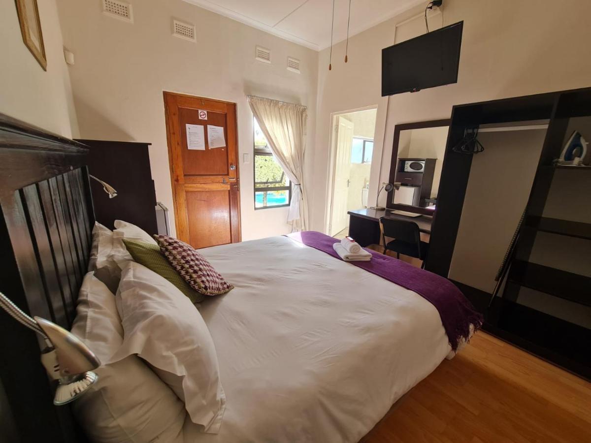 Deluxe Double Room,1293449626:JPEG