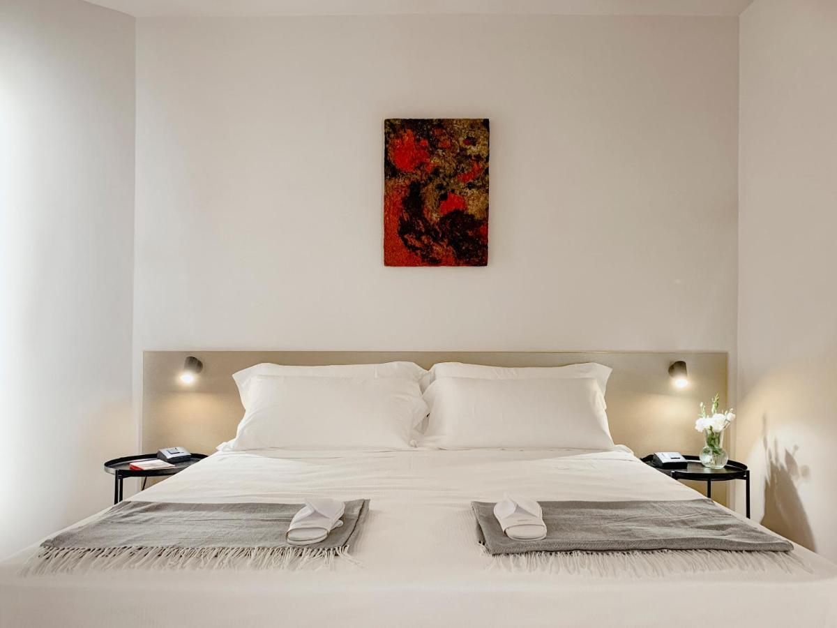 Deluxe Room,1296351520:JPEG