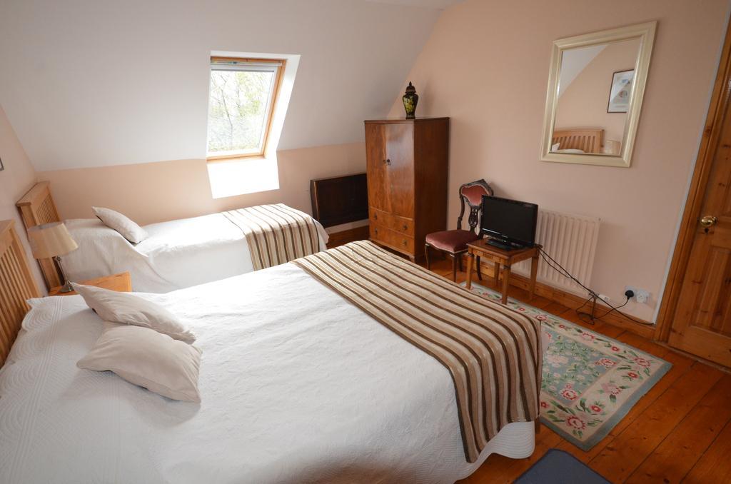 Comfort Triple Room with Shower