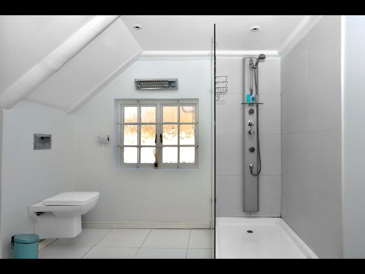 Luxury King Room 2