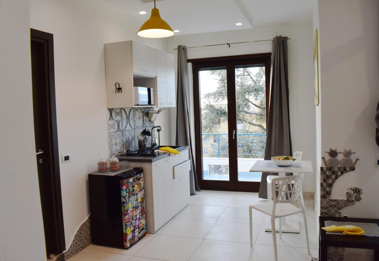 Family Room with Balcony,1298556838:JPEG