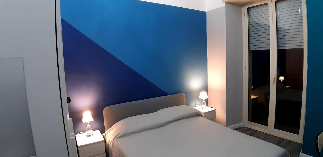 Double Room with Private Bathroom,1297409797:JPEG