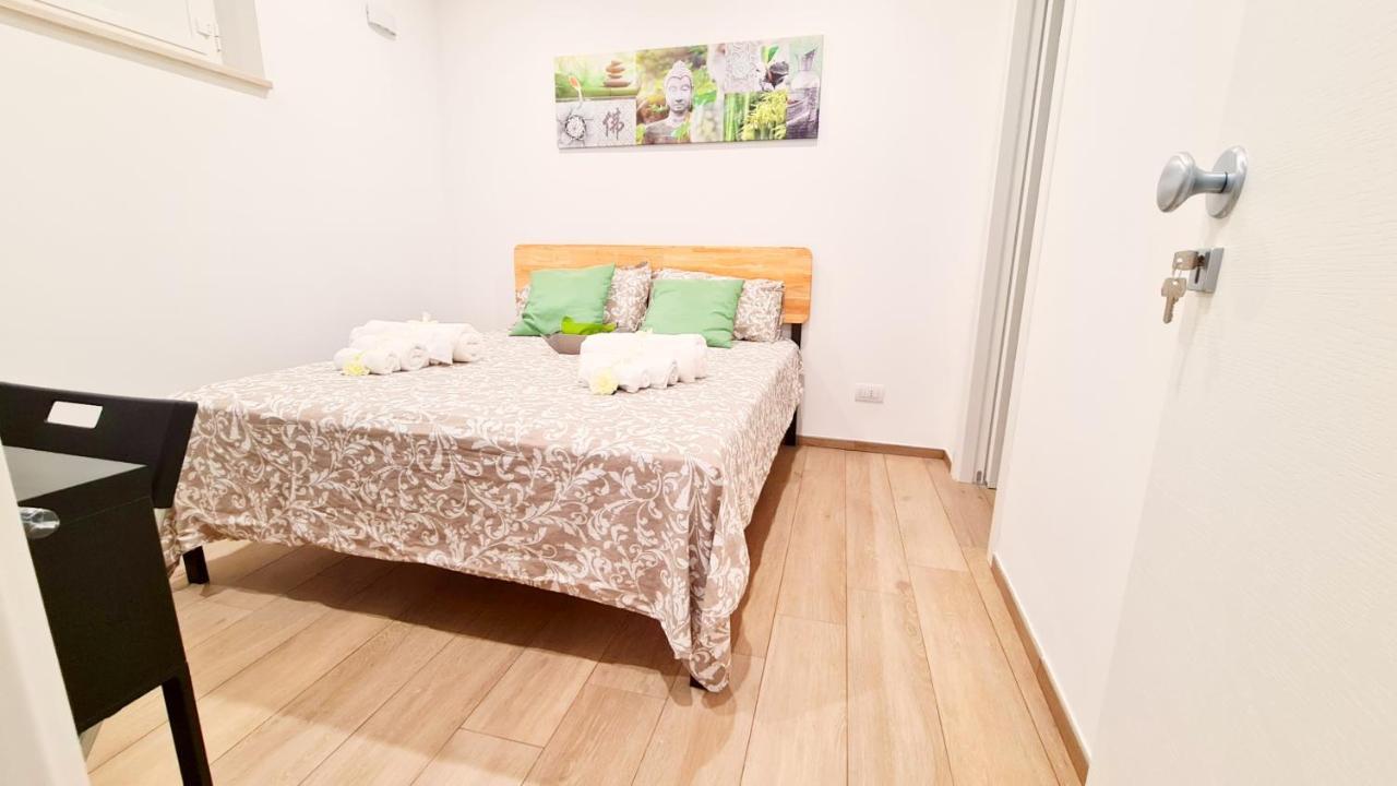 Standard King Room,1297975447:JPEG