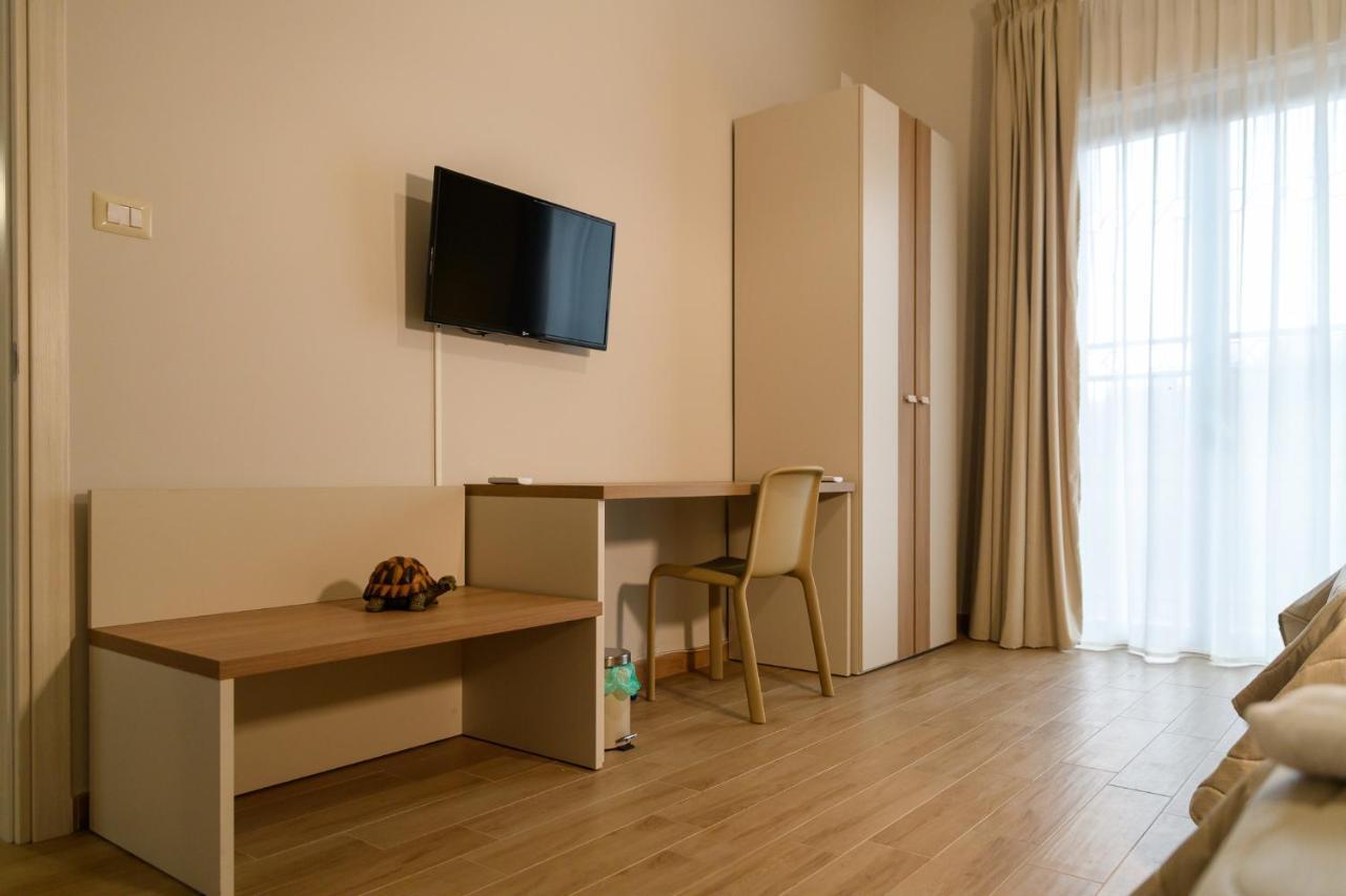 Triple Room Private Bathroom