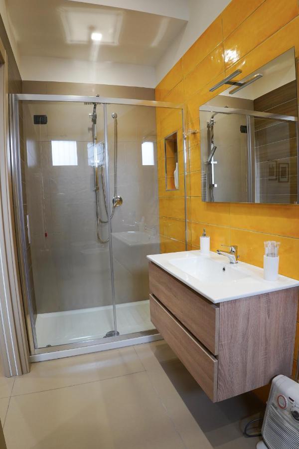 Large Twin Room