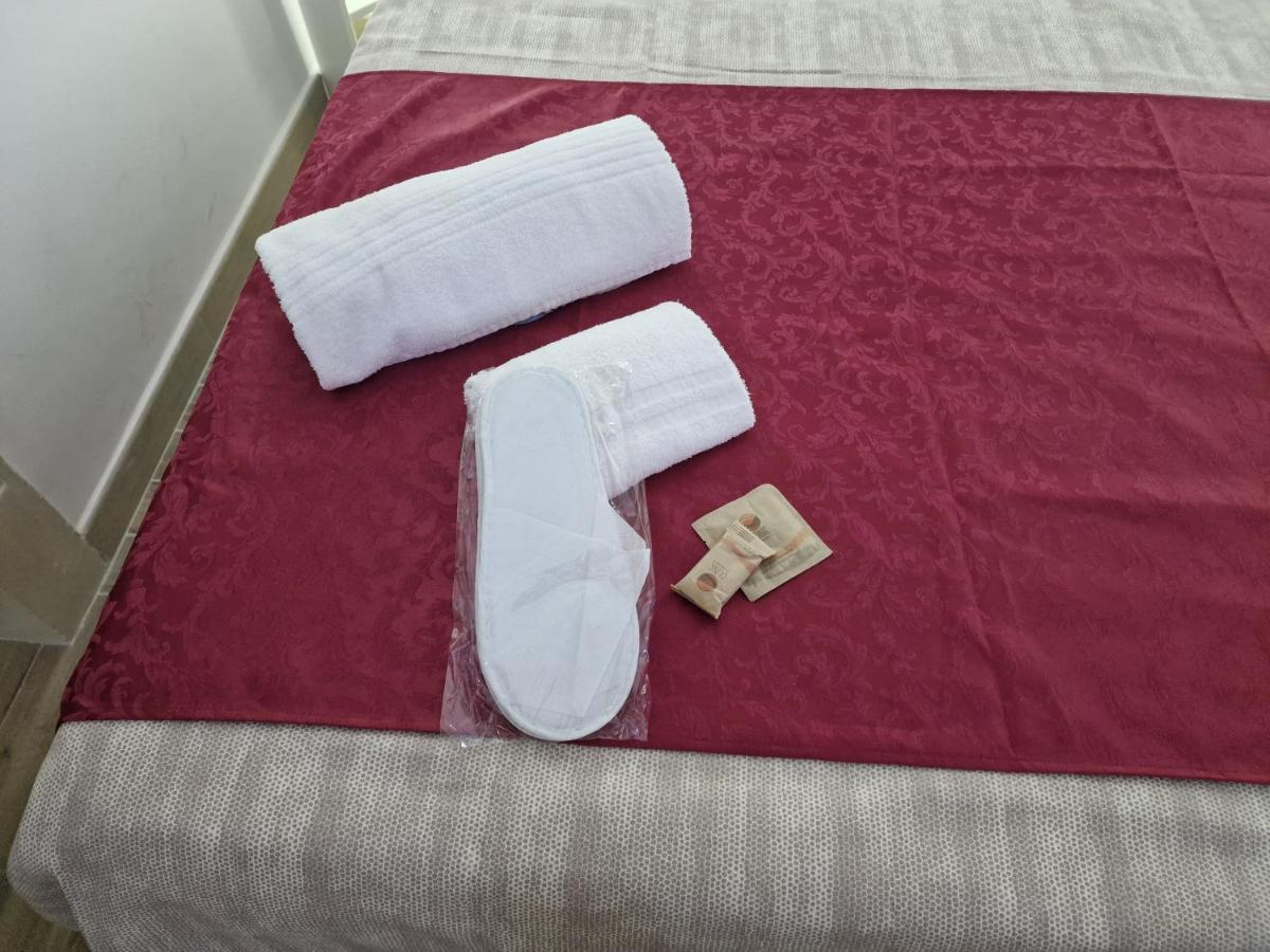 Deluxe Double Room Bath