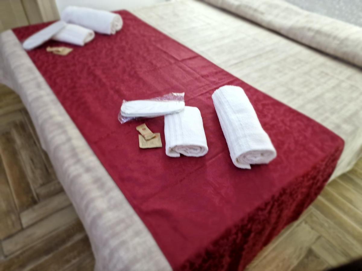 Deluxe Double Room Bath