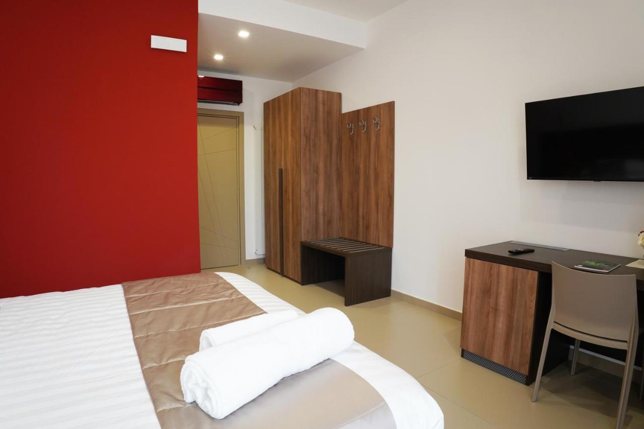 Double Room Private Bathroom