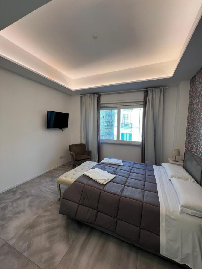 Standard Studio,1317329656:JPEG