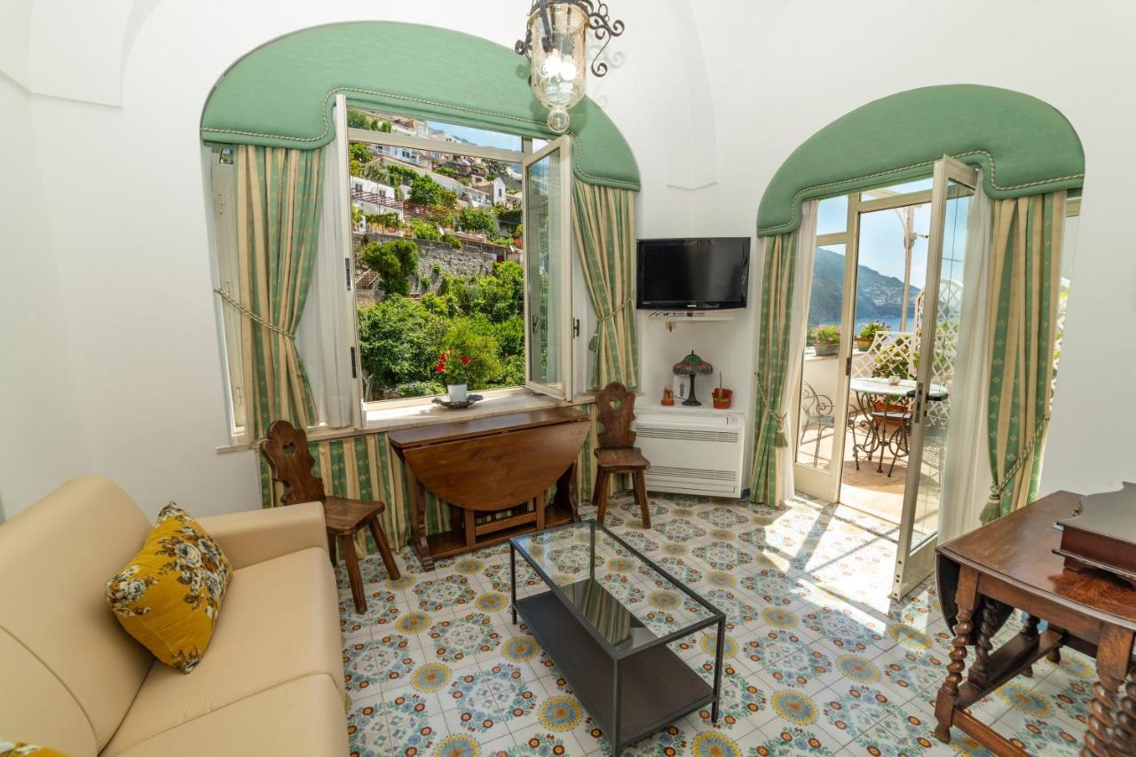 Superior Family Room
